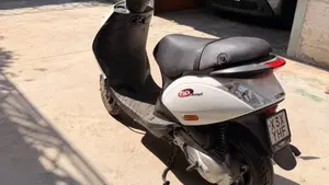 Piaggio Zip 50 2T (2000 - 18)  (2)