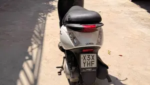 Piaggio Zip 50 2T (2000 - 18)  (4)