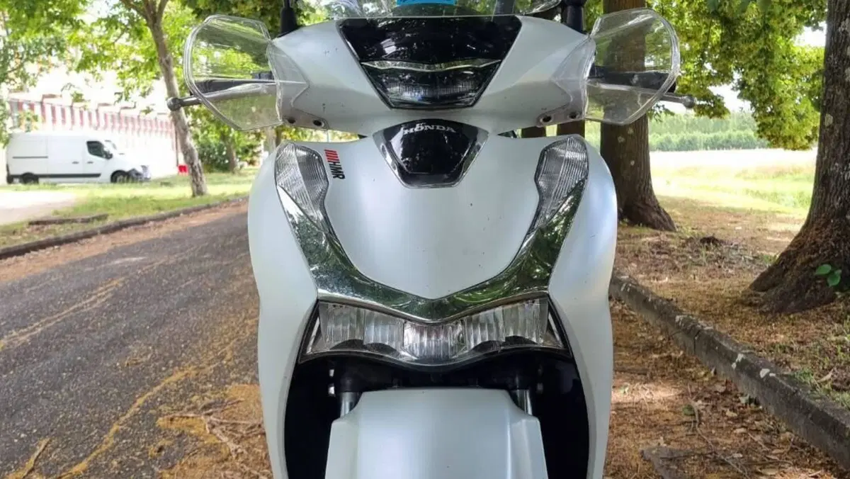 Honda SH 150i (2020 - 23)  (2)