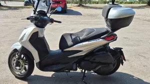 Piaggio Beverly 400 S ABS-ASR (2021 - 24)  (3)