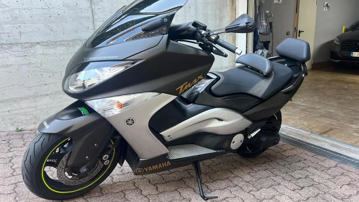 Yamaha T-Max 500 Tech Max (2011 - 13) 