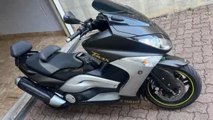 Yamaha T-Max 500 Tech Max (2011 - 13)  (2)