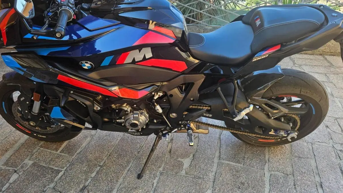Bmw M 1000 XR (2024 - 27)  (3)