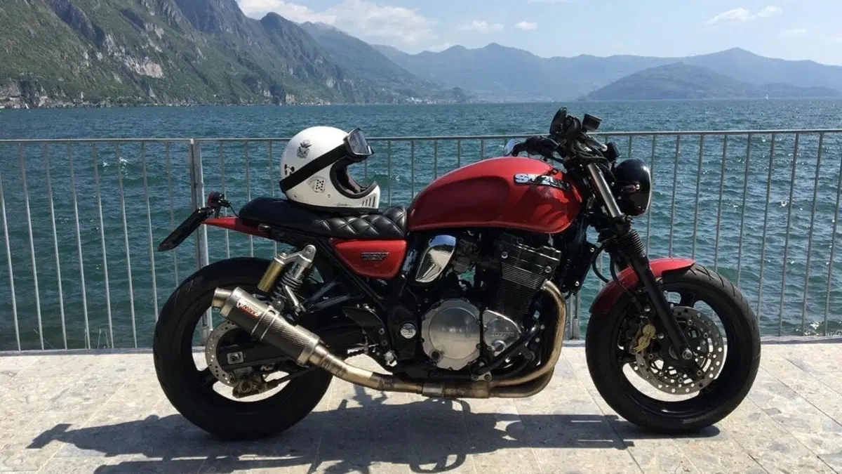 Suzuki GSX 1200  (9)
