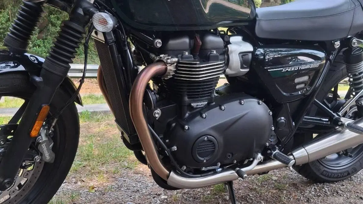 Triumph Speed Twin 900 (2023 - 24)  (4)