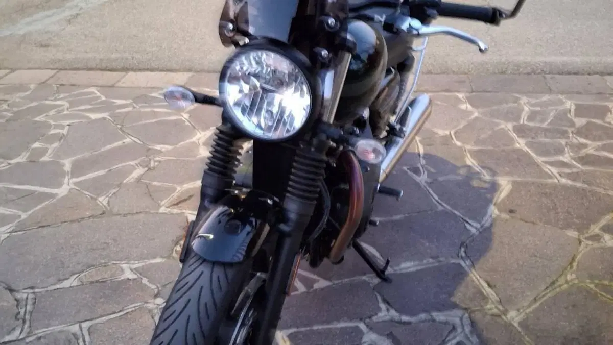 Triumph Speed Twin 900 (2023 - 24)  (7)