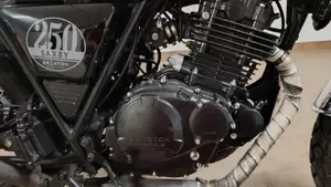 Brixton Motorcycles Saxby 250 (2019)  (12)