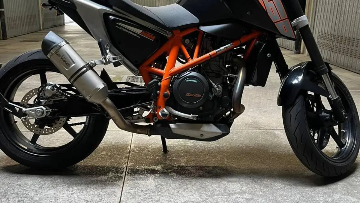 KTM 690 Duke (2012 - 16)  (2)