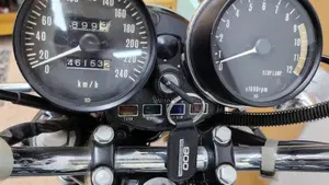 Kawasaki   (6)