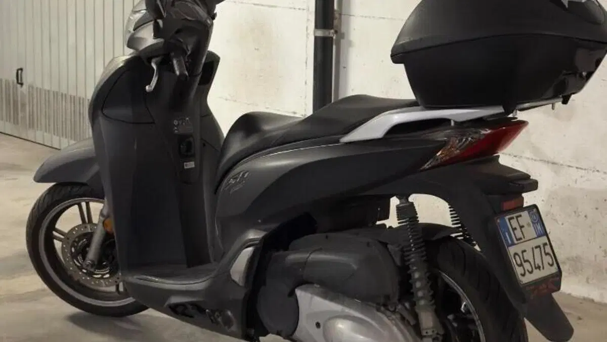 Honda SH 300 i ABS (2016 - 20)  (5)