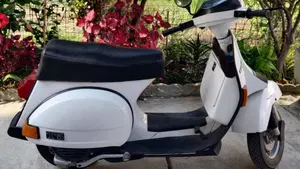 Piaggio Vespa 125 T5  (3)