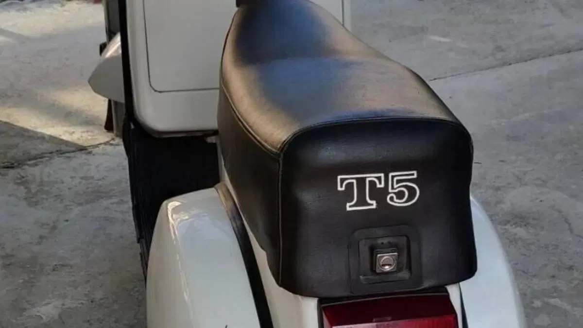 Piaggio Vespa 125 T5  (4)