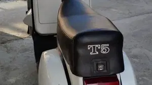 Piaggio Vespa 125 T5  (4)