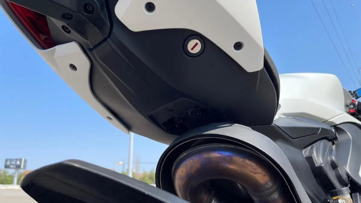 Ducati Panigale V2 (2021 - 24)  (8)