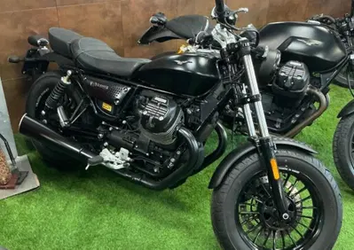 Moto Guzzi V9 Bobber (2018 - 20) - Annuncio 10089940
