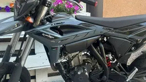 Betamotor RR 125 4T Motard T - X Special Edition (2025 - 26)  (2)