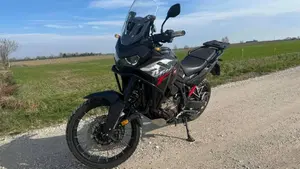 Honda Africa Twin CRF 1100L ES (2024 - 26)  (4)