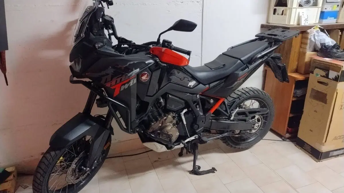 Honda Africa Twin CRF 1100L ES (2024 - 26)  (5)