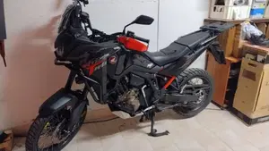 Honda Africa Twin CRF 1100L ES (2024 - 26)  (5)