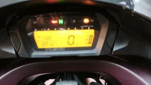 Honda Integra 700 (2011 - 13)  (6)