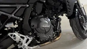 Suzuki GSX-8S (2025 - 26)  (3)