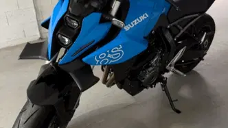 Suzuki GSX-8S (2025 - 26)