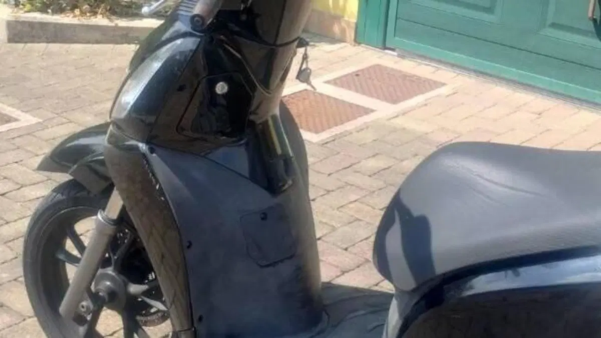 Kymco People 125i GT (2010 - 17)  (2)