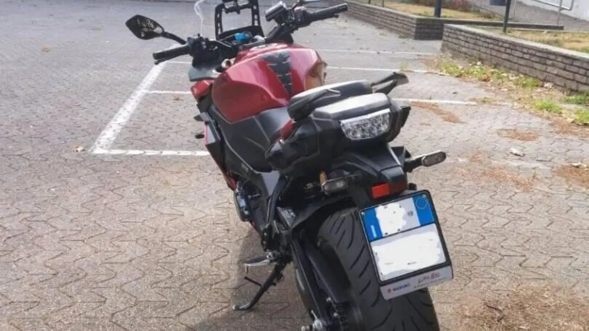 Suzuki GSX-S1000GT (2025 - 26)  (4)