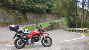 Moto Guzzi V85 TT (2019 - 20)  (6)
