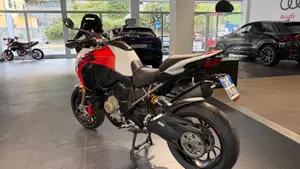Ducati Multistrada V4 RS (2024 - 25)  (4)