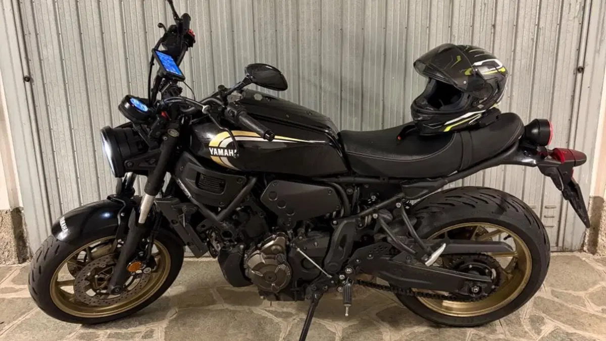 Yamaha XSR 700 (2022 - 26)  (4)