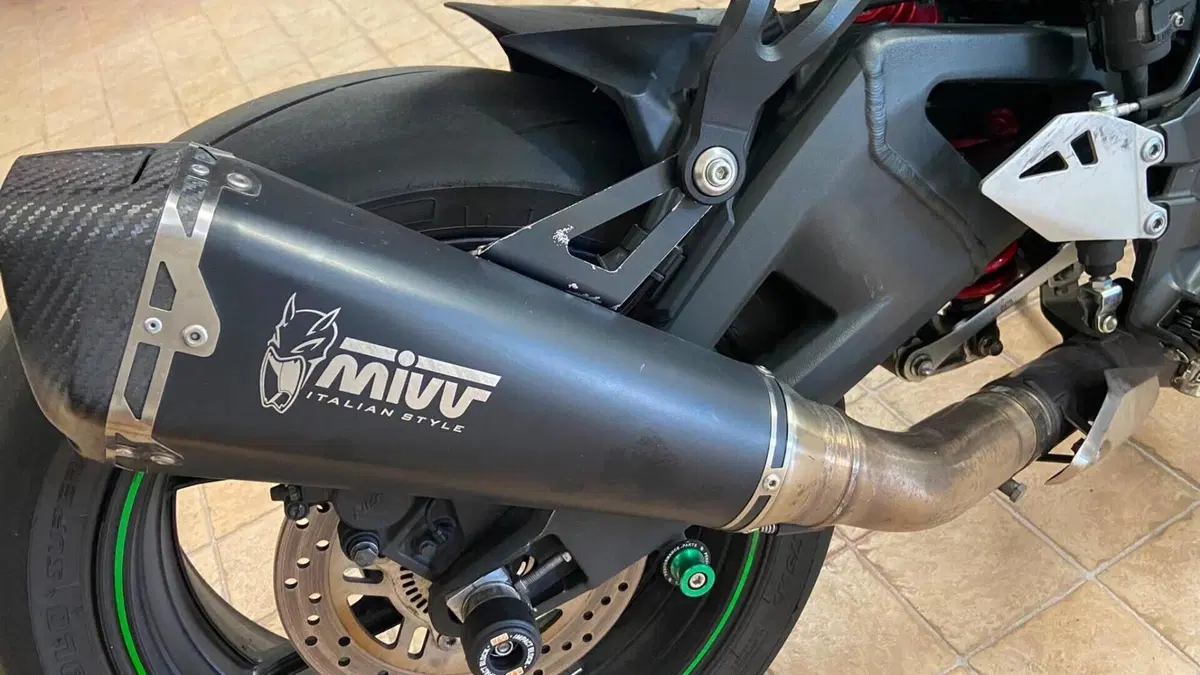 Kawasaki Z H2 (2020)  (5)