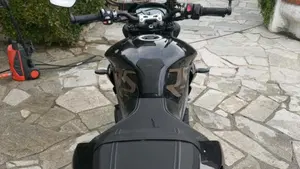 Triumph Street Triple RS (2020 - 22)  (4)