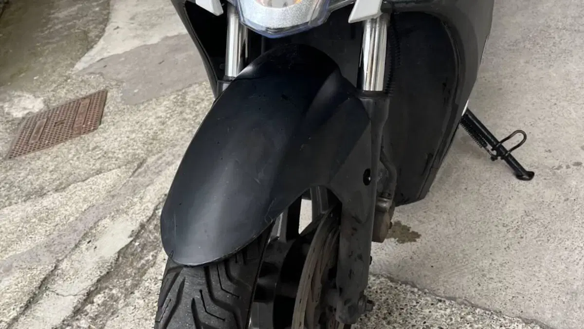 Kymco Agility 125 R16 + (2015 - 17)  (8)