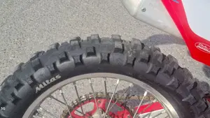Honda CRF 250R (2017)  (6)