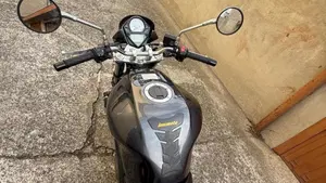 Suzuki SV 650 (2006 - 11)  (4)