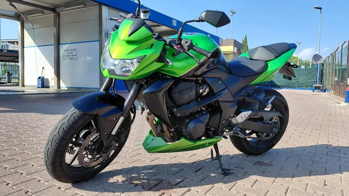 Kawasaki Z 750 (2007 - 14)  (3)