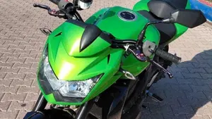 Kawasaki Z 750 (2007 - 14)  (10)