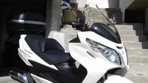 Suzuki Burgman AN 400 ABS (2010 - 13)  (4)