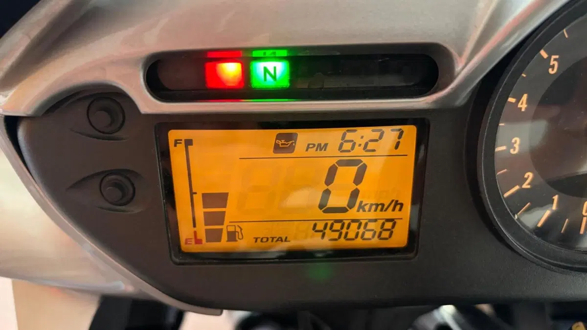 Honda Transalp XL 700 V ABS (2007 - 2013)  (2)