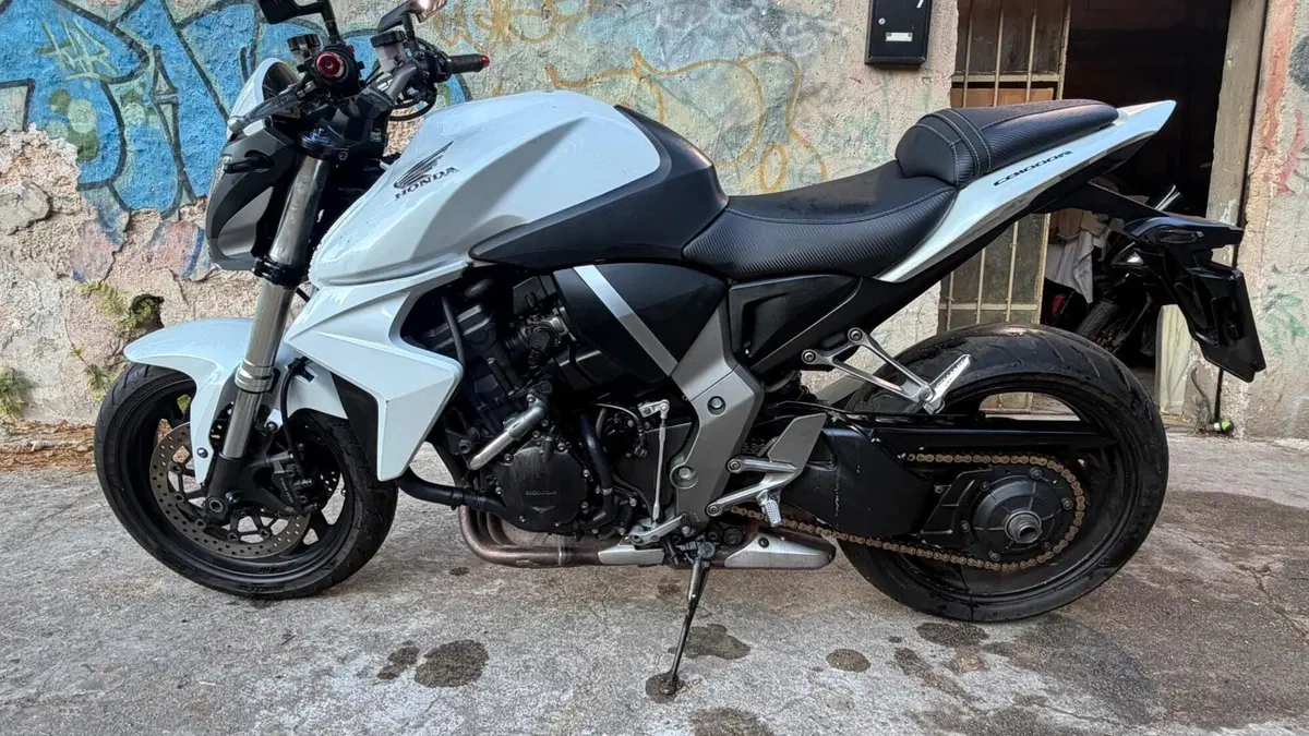 Honda CB 1000 R (2008 - 10)  (2)