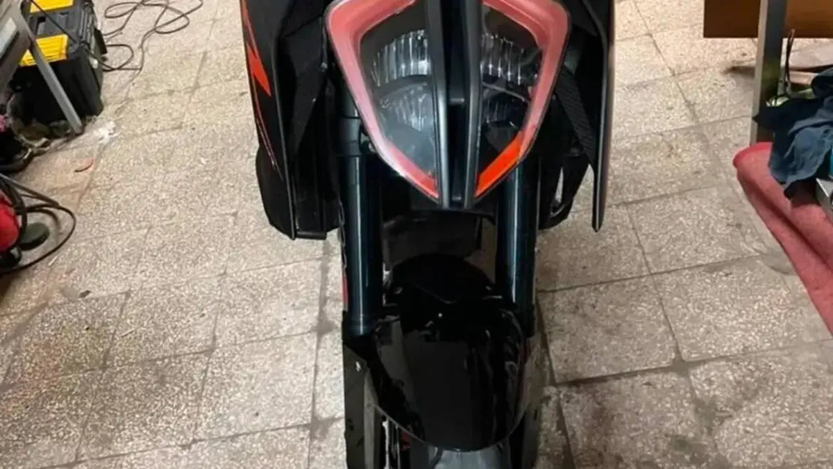 KTM 1290 Super Duke R ABS (2017 - 18)  (2)