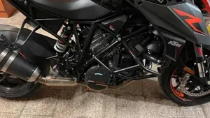 KTM 1290 Super Duke R ABS (2017 - 18)  (3)