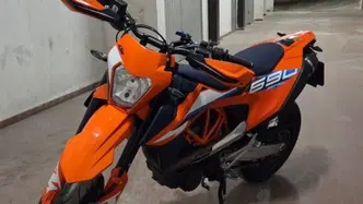 KTM 690 SMC R (2023 - 25) usata