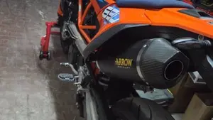 KTM 690 SMC R (2023 - 25)  (7)