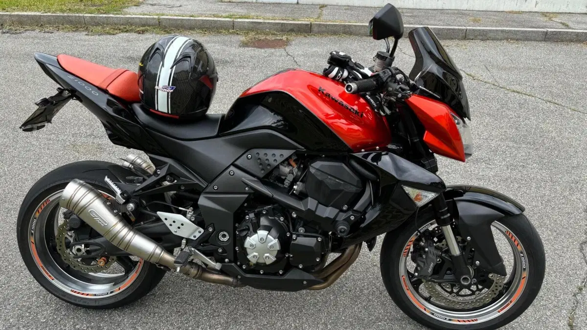 Kawasaki Z 1000 (2007 - 09)  (2)