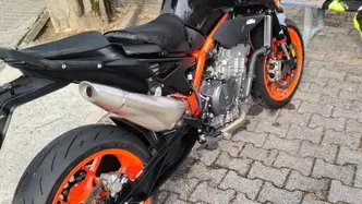 KTM 890 Duke R (2022 - 23)