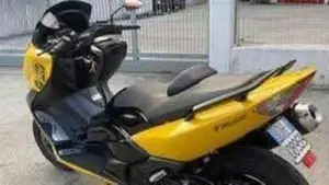 Yamaha T-Max 500 (2008 - 12)  (4)
