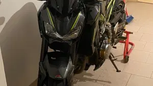 Kawasaki Z 900 RS (2018 - 20)  (4)