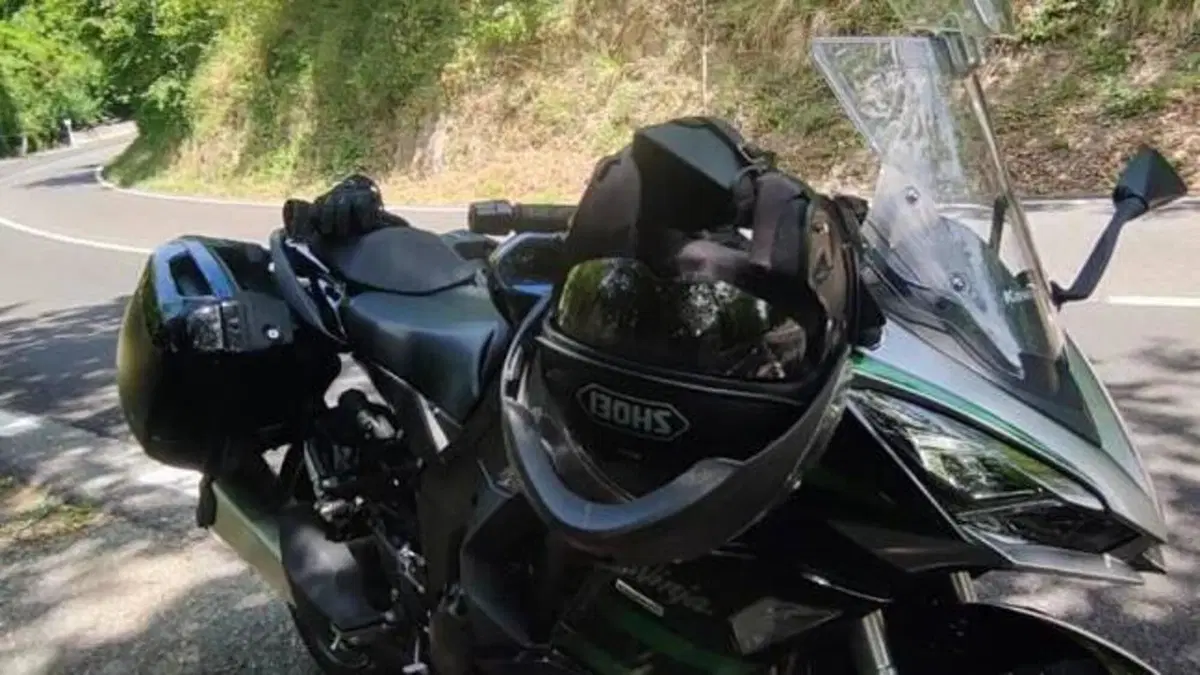 Kawasaki Ninja 1000 SX (2020)  (4)